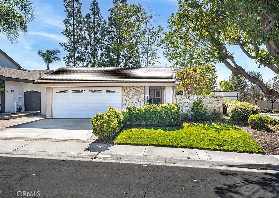 1st image of 25262 Aldea Ct