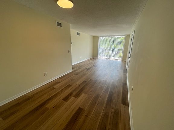 3rd image of 616 S Betty Ln #1