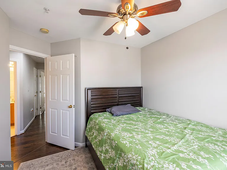 4004 Meadow Trail Ln — Photo 22