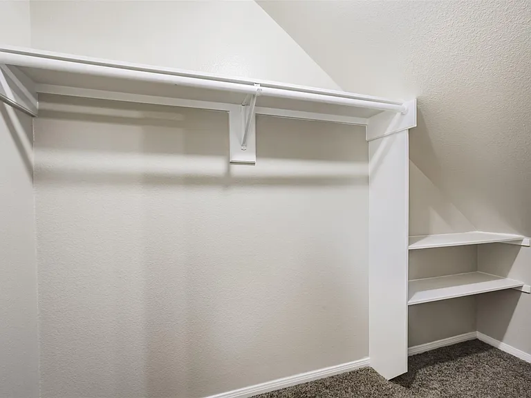 15810 Cypress Hall Dr — Photo 36