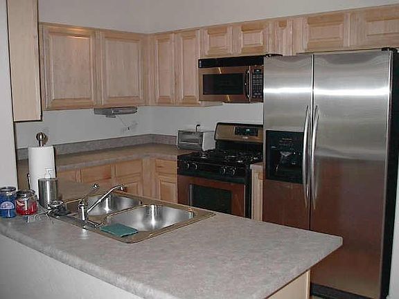 4th image of 1499 E JACANA Lane