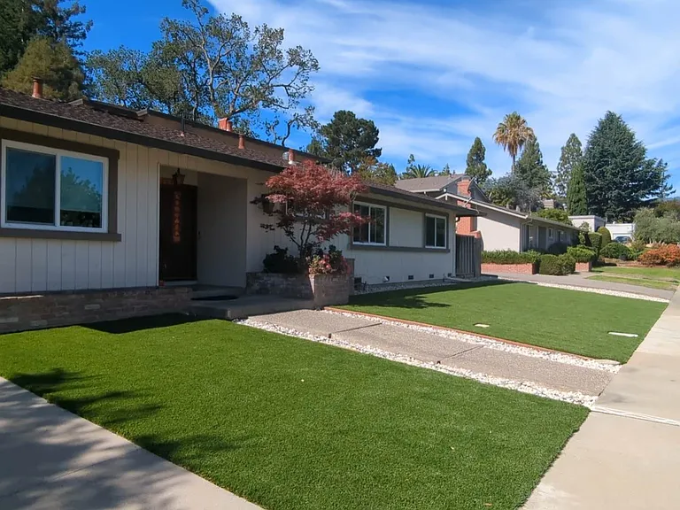 22434 Salem Ave #B — Photo 4