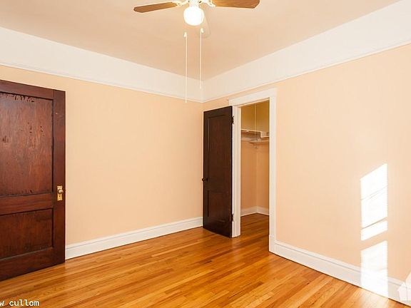 2nd image of 3239 W Cullom Ave #522