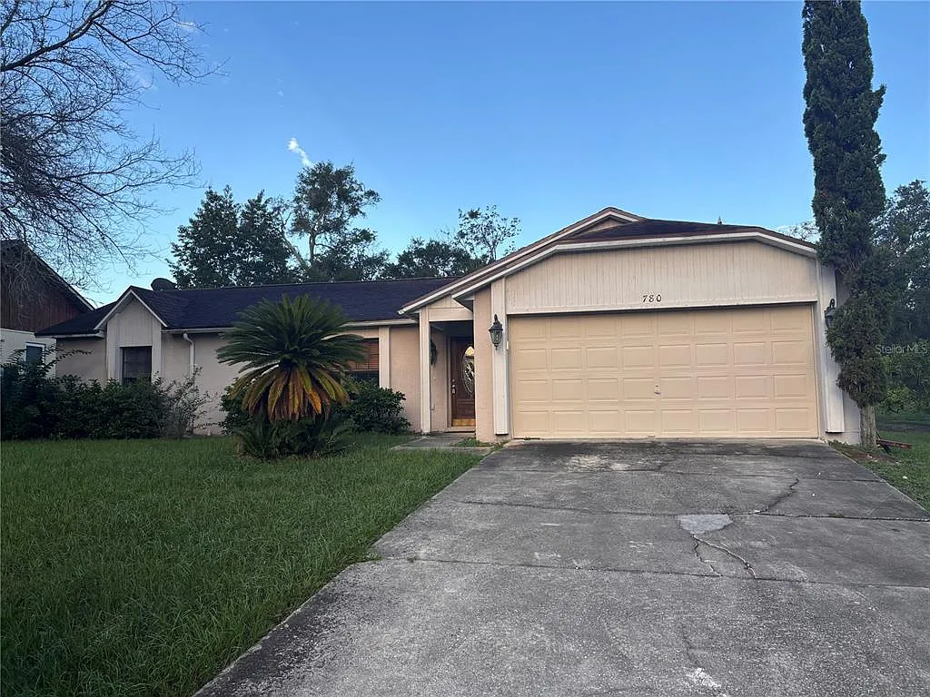 3 bed, 2.0 bath, 1578 sqft, $1,795 — Photo 2
