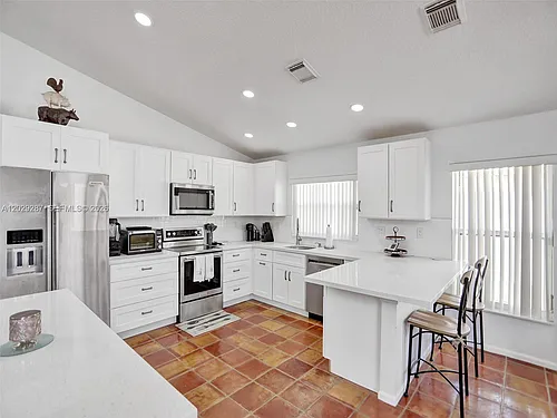 16541 NW 5th St Photo 1