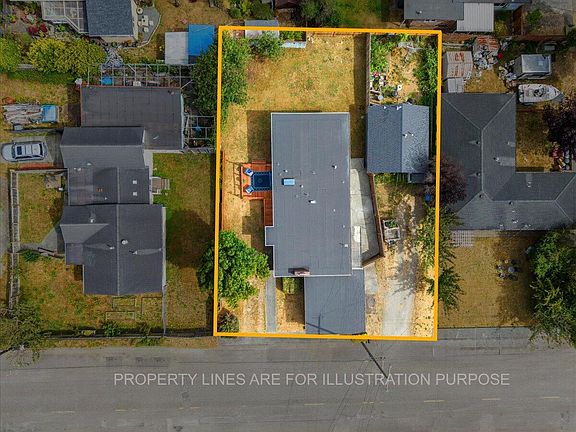 3rd image of 3249 17th St