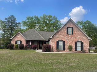 16 Archel St, Petal, MS 39465