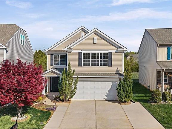 3rd image of 120 Habersham Ct
