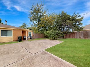 1600 Elizabeth Cir #A, Bryan, TX 77802