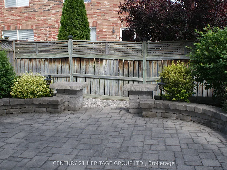 1134 Barclay Cir — Photo 15