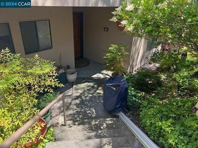 1738 Stanley Dollar Dr APT 1A, Walnut Creek, CA, 94595
