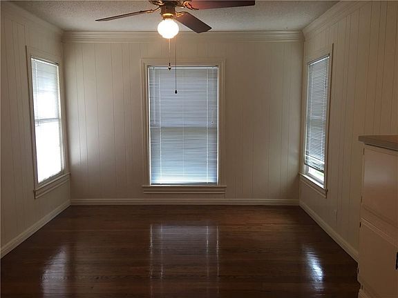 5th image of 3254 Topeka St