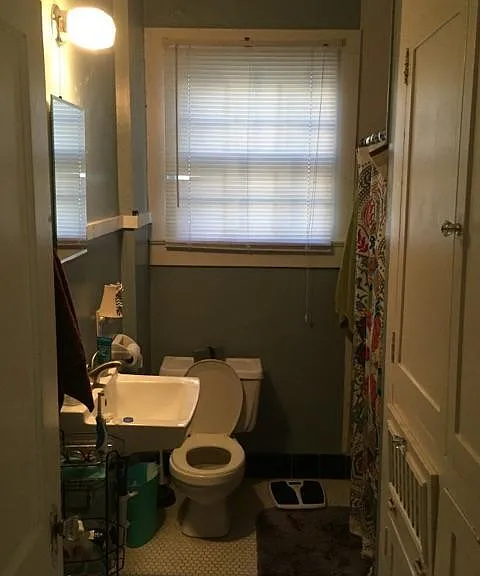514 E State St — Photo 11