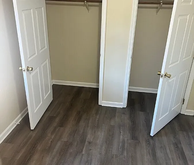 1374 Reservoir St #B — Photo 13