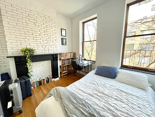 Rented by J PRESTON AND ASSOCIATES INC | media 7