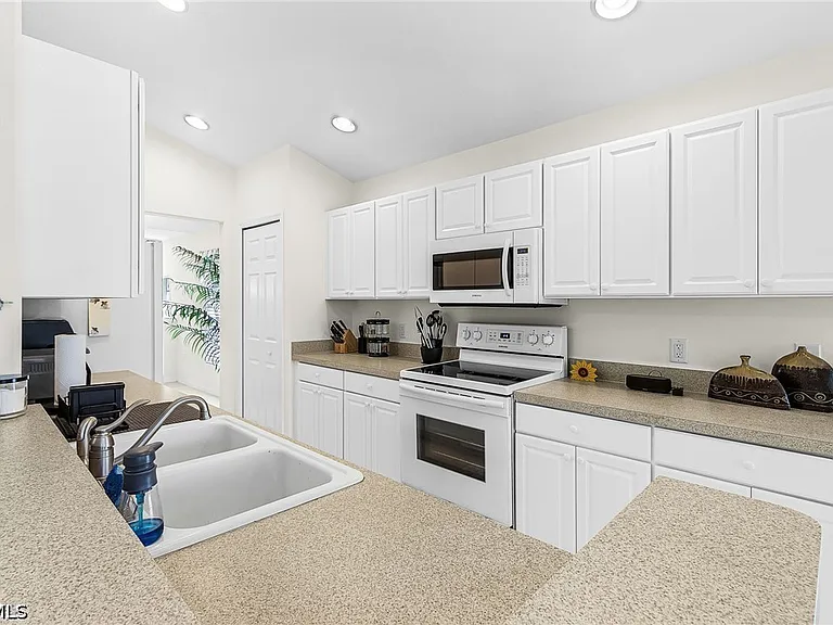 11015 Mill Creek Way #1108 — Photo 9