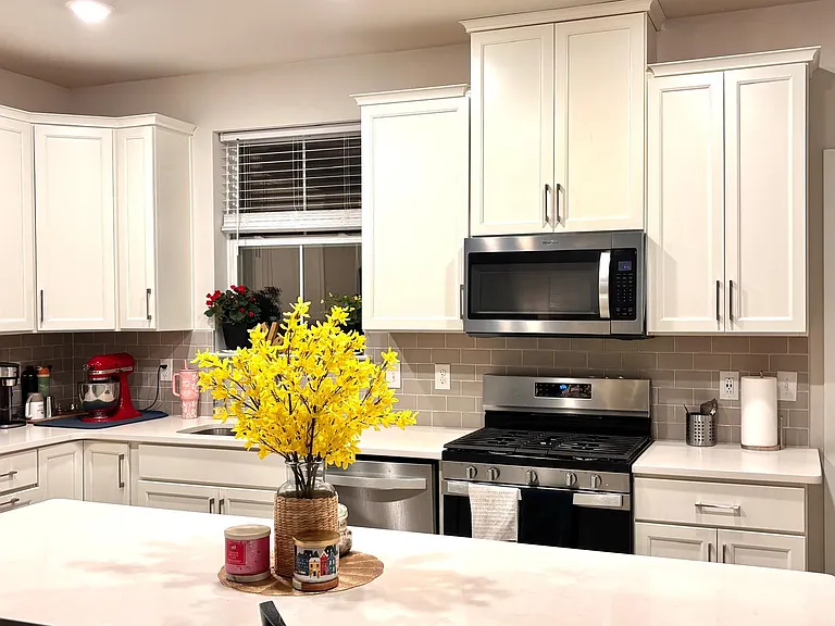 111 Four Leaf Dr — Photo 6
