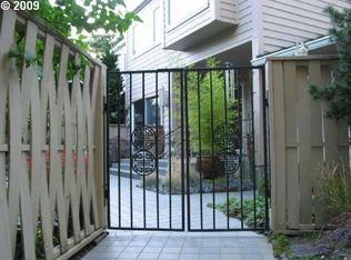 32575 SW Boones Bend Rd, Wilsonville, OR 97070