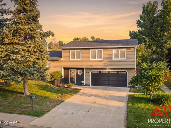 804 Almon Dr, Gillette, WY 82718
