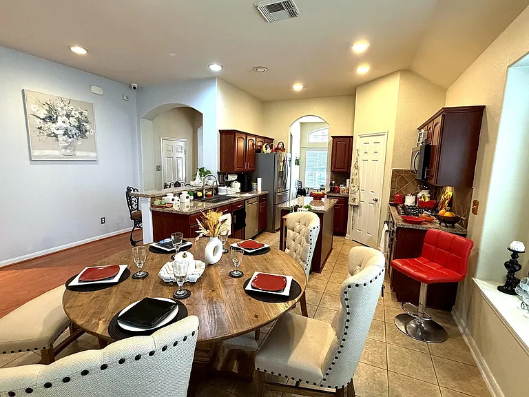5811 Deleon Trail Dr — Photo 10