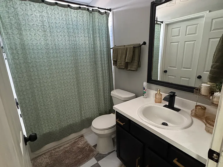 5919 Allison Rd #B — Photo 3