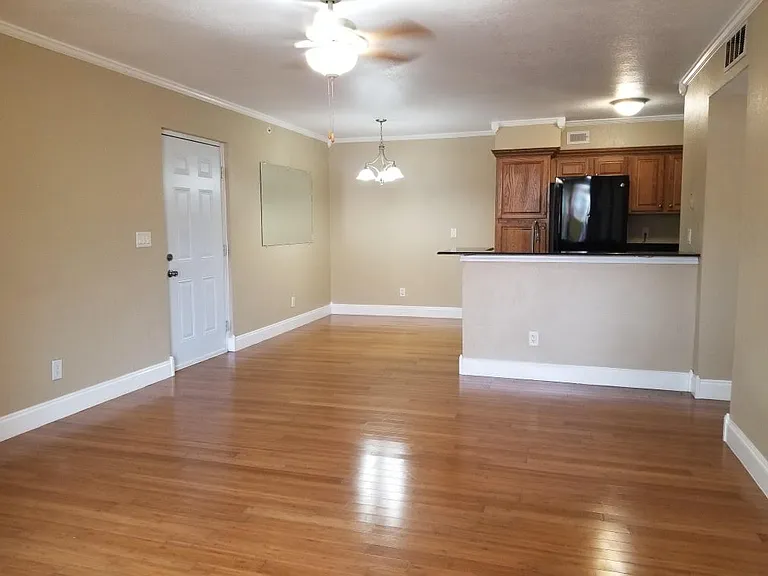 13631 Eagle Ridge Dr #214 — Photo 4
