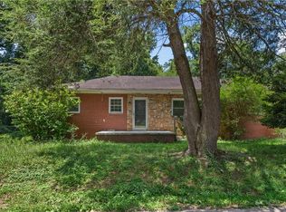 4656 Walcott St, Winston Salem, NC 27106