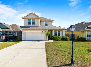 109 Shadow Moss Ln, Rockport, TX 78382