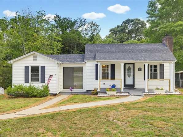 2682 Anglin Mill Rd, Stoneville, NC 27048