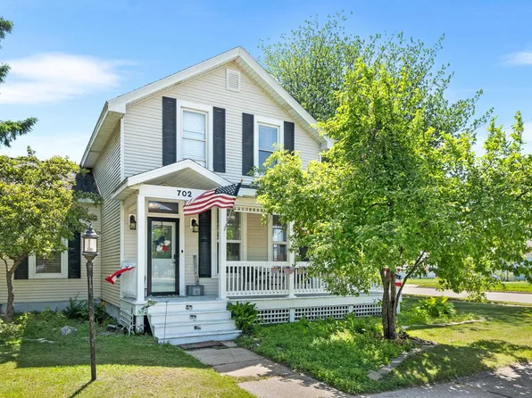 702 Park Ave, Oconto, WI 54153