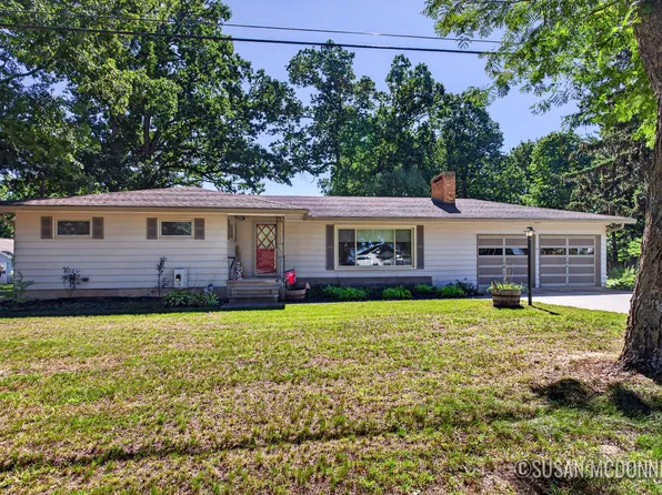 11737 W Carson City Rd, Greenville, MI 48838
