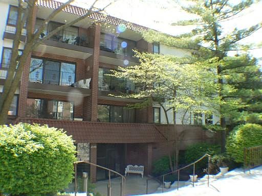 1st image of 2046 Saint Johns Ave APT 4C