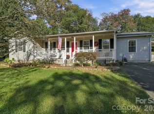 1295 Creekwood Dr, Morganton, NC 28655