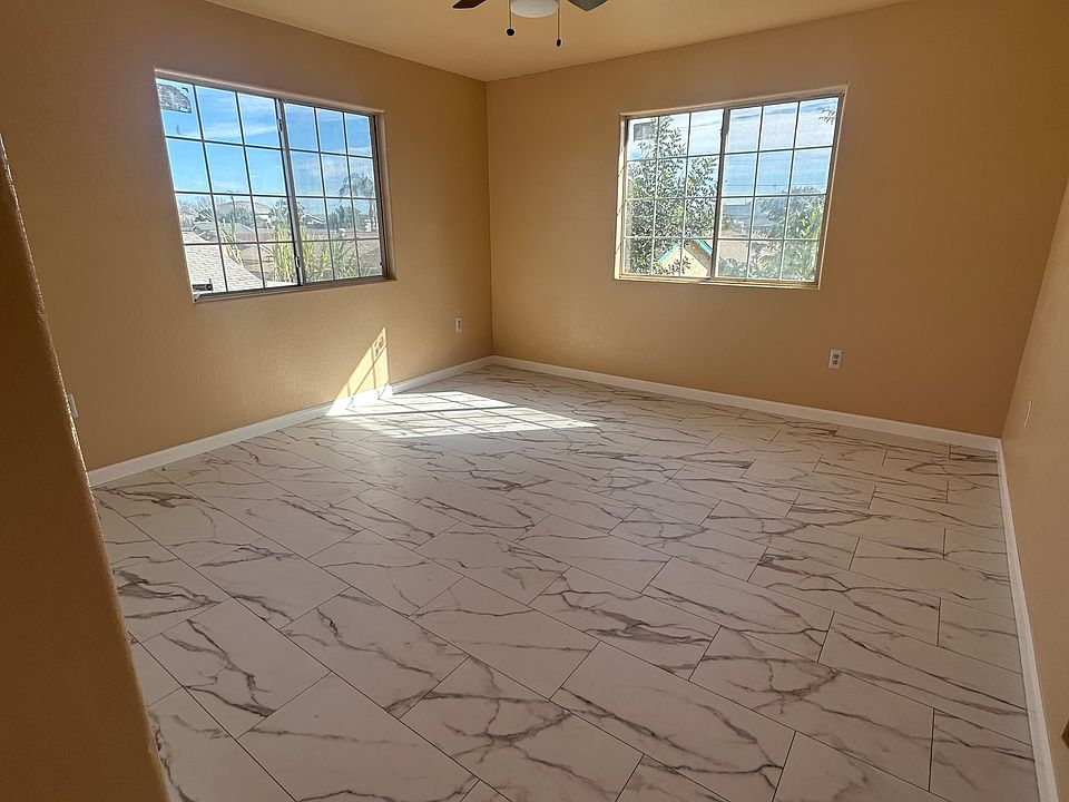1st image of 2044 E Poppy St