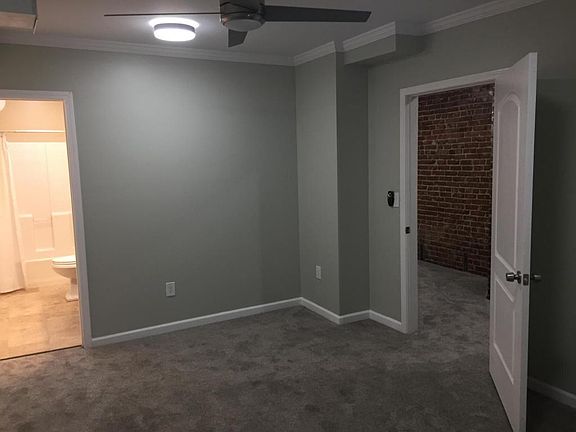 5th image of 1030 Pacific St