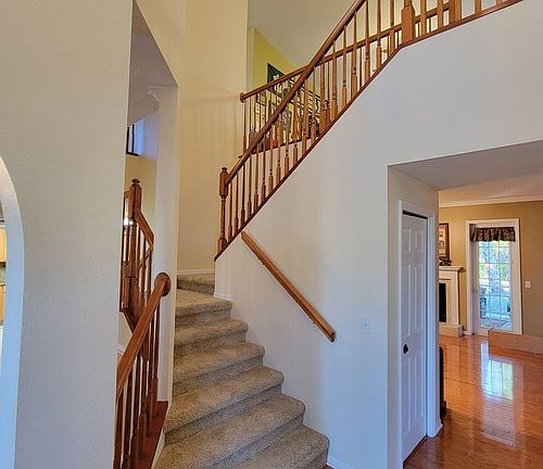 2nd image of 10102 Vista Pointe Dr