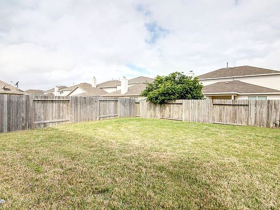 3rd image of 19434 Dry Canyon Ct