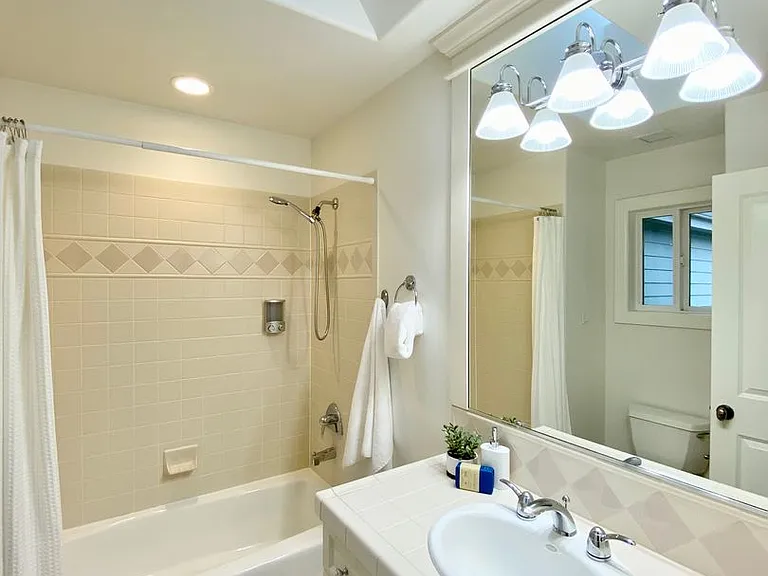 13850 NE 1st Pl — Photo 31