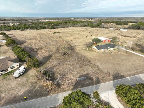 4th image of 377 County Road 3244