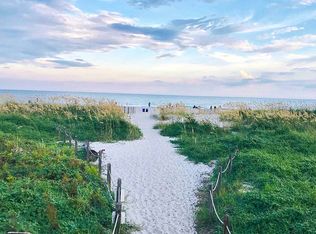 40 Folly Field Rd APT B301, Hilton Head Island, SC 29928