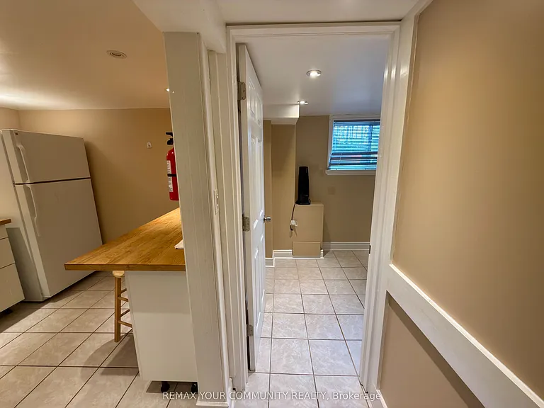 86 Lesmount Ave #2 — Photo 9