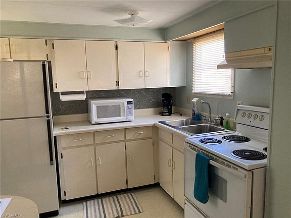 5th image of 26282 Princess LN
