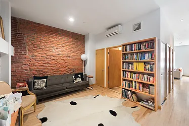 Rented by Nest Seekers International