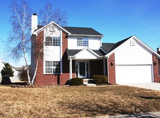 4109 Woodcreek Dr, Ypsilanti, MI 48197