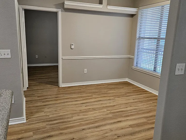 Lebanon Ridge — Photo 16