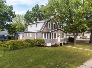 319 N Union St, Mauston, WI 53948