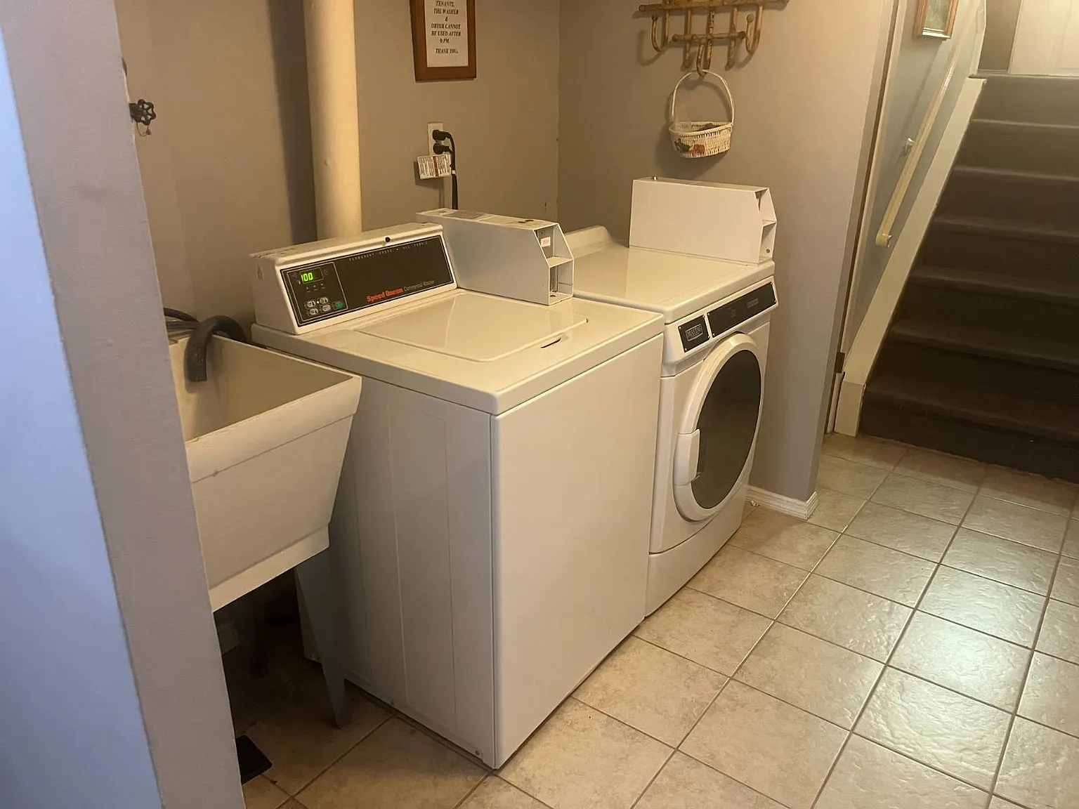 Studio, 1.0 bath, $2,600 — Photo 4