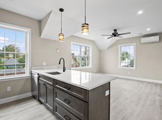 680 Union St, Manchester, NH 03104