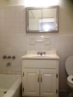 Rented by Prime Realty | media 14