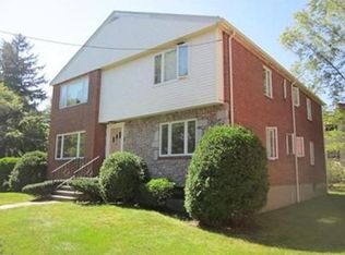 117 Langley Rd #2, Newton, MA 02459